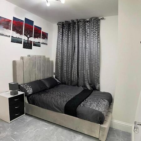 Entire 5 Star Luxury Whalley House Wifi Tv Luxury Burnley Exterior photo